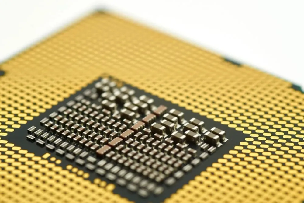 AMD vs Intel: ซีพียูตัวไหนคุ้มกว่ากันในปี 2026?