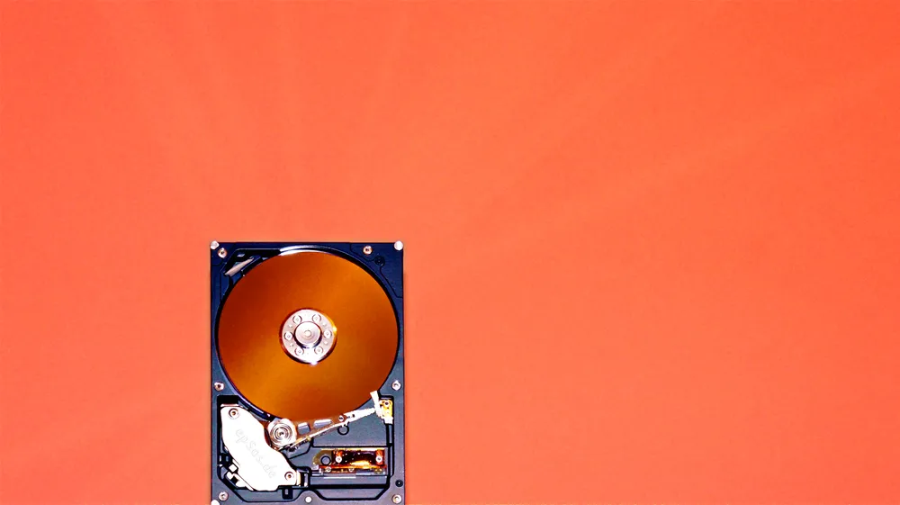 SSD vs HDD เลือกแบบไหนดี? พร้อมรู้จัก NVMe/SATA (2026)