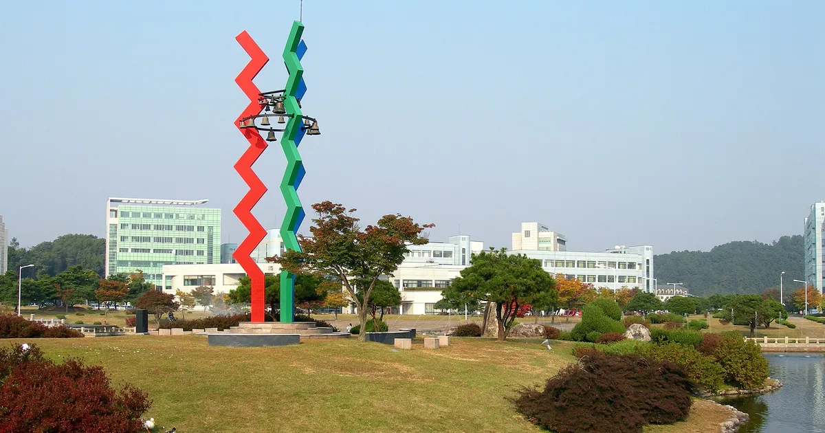 สเปรย์พาวเดอร์จาก KAIST หยุดเลือดสาหัสได้ใน 1 วินาที ปฏิวัติการแพทย์ฉุกเฉิน