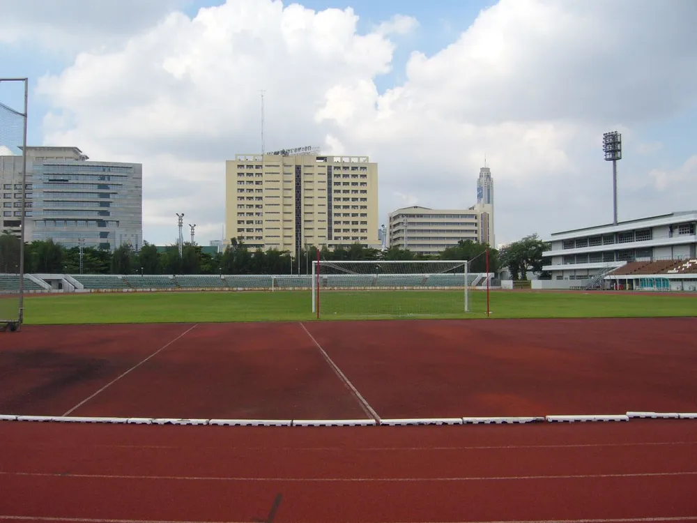 สนามฟุตบอลในกรุงเทพมหานคร ประเทศไทย — ภาพประกอบ