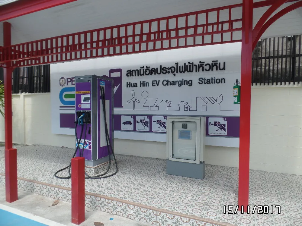 สถานีอัดประจุไฟฟ้าสำหรับรถ EV ที่หัวหิน ประเทศไทย