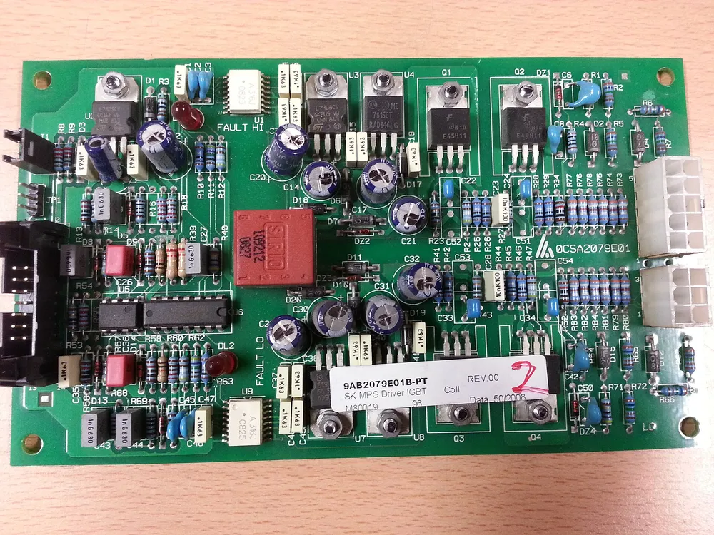 ภาพประกอบ: แผงวงจรอิเล็กทรอนิกส์ (PCB) — ตัวแทนของอุตสาหกรรมอิเล็กทรอนิกส์ขั้นสูง หนึ่งในเป้าหมายหลักของโปรแกรม FastPass
